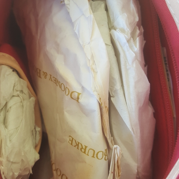 Dooney & Bourke Purse - Picture 10 of 13